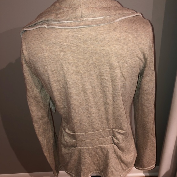 Tan Mystree jacket with shawl collar, size small - Picture 5 of 8